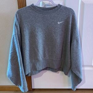 Nike Cropped Crewneck